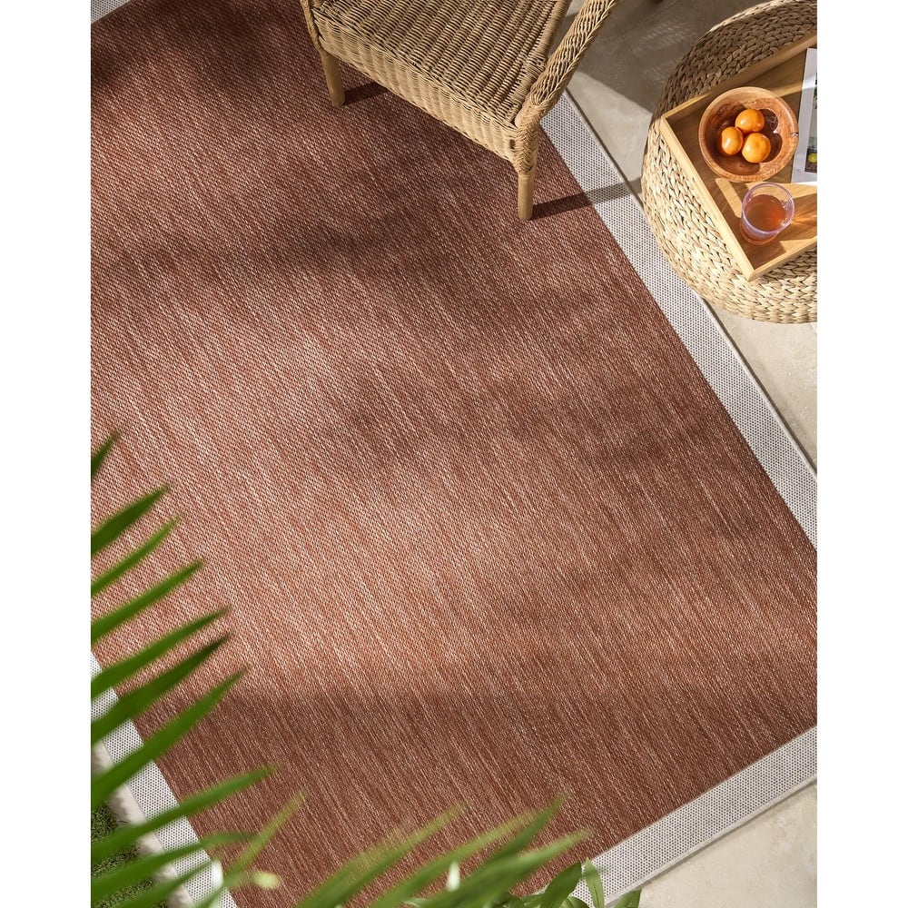 Livabliss Miami Beach Traditional Indoor/Outdoor Area Rug