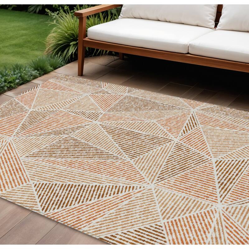 HomeRoots Geometric Transitional Rectangle Outdoor Rug - 9' X 12'