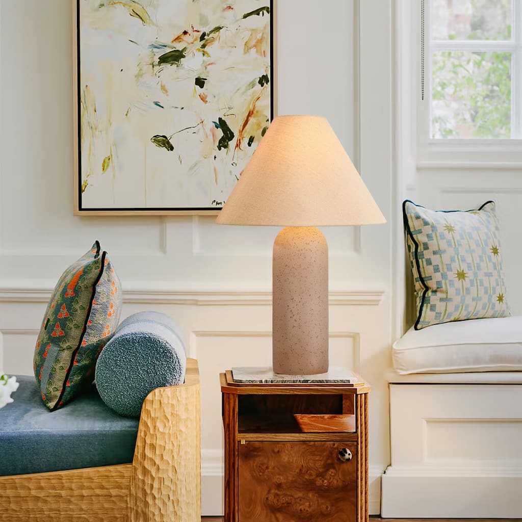 Pia Ricco Traditional Ceramic/Resin Table Lamp with 3-Way Switch