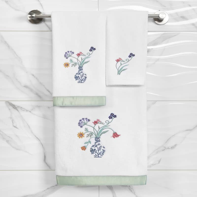 Authentic Hotel and Spa 100% Turkish Cotton STELLA 2PC Embellished Fingertip Towel Set.