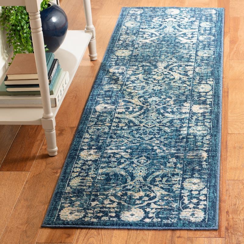SAFAVIEH Evoke Kandi Distressed Vintage Boho Rug