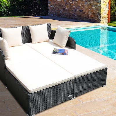 Outdoor Rattan Daybed Sunbed Patio Sofa Set with Spacious Seat