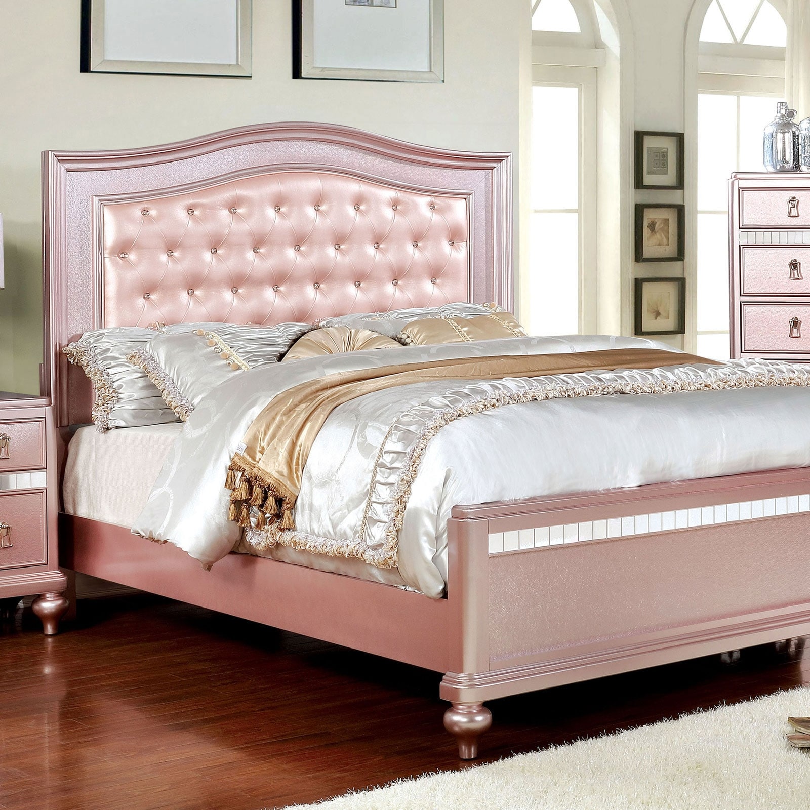 Rose top gold headboard