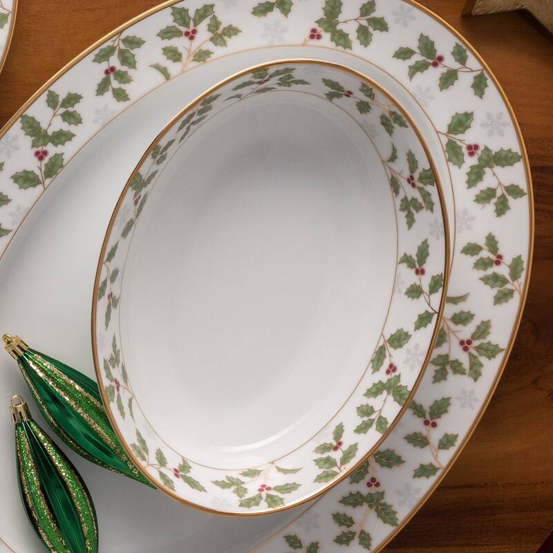 Noritake Holly & Berry Gold Oval Vegetable Bowl, 9-3/4", 32 oz.