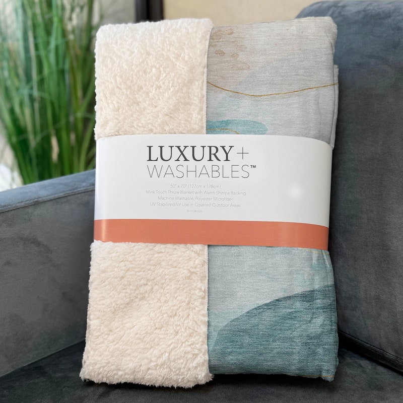 Premium Machine Washable Contemporary Glam Sherpa Throw Blanket