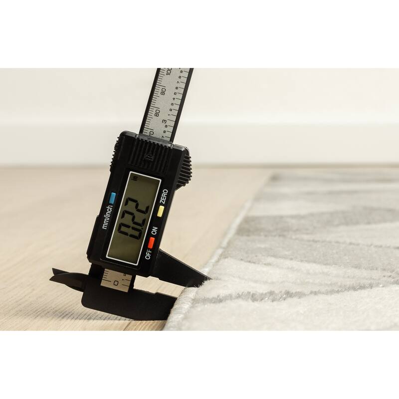 Brooklyn Collection Abstract Chevron Area Rug