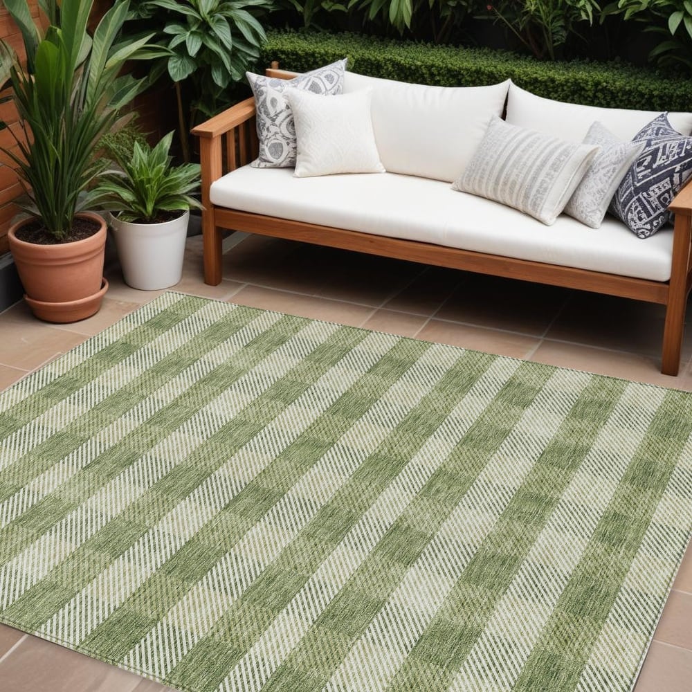 HomeRoots Plaid Transitional Rectangle Outdoor Rug