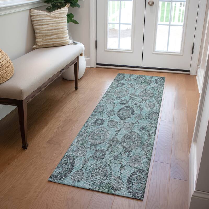 Machine Washable Indoor/ Outdoor Chantille Casual Floral Rug