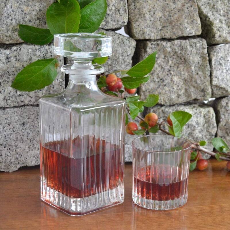 Majestic Gifts Inc Glass Whiskey Decanter W Stopper-25Oz.-8.75" Height - 8.75" x 3.5"