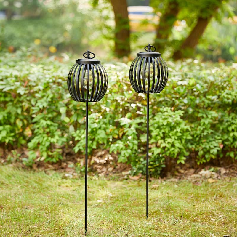 Glitzhome Metal Stripes Waterproof Solar Powered Outdoor Lantern with Garden Stake