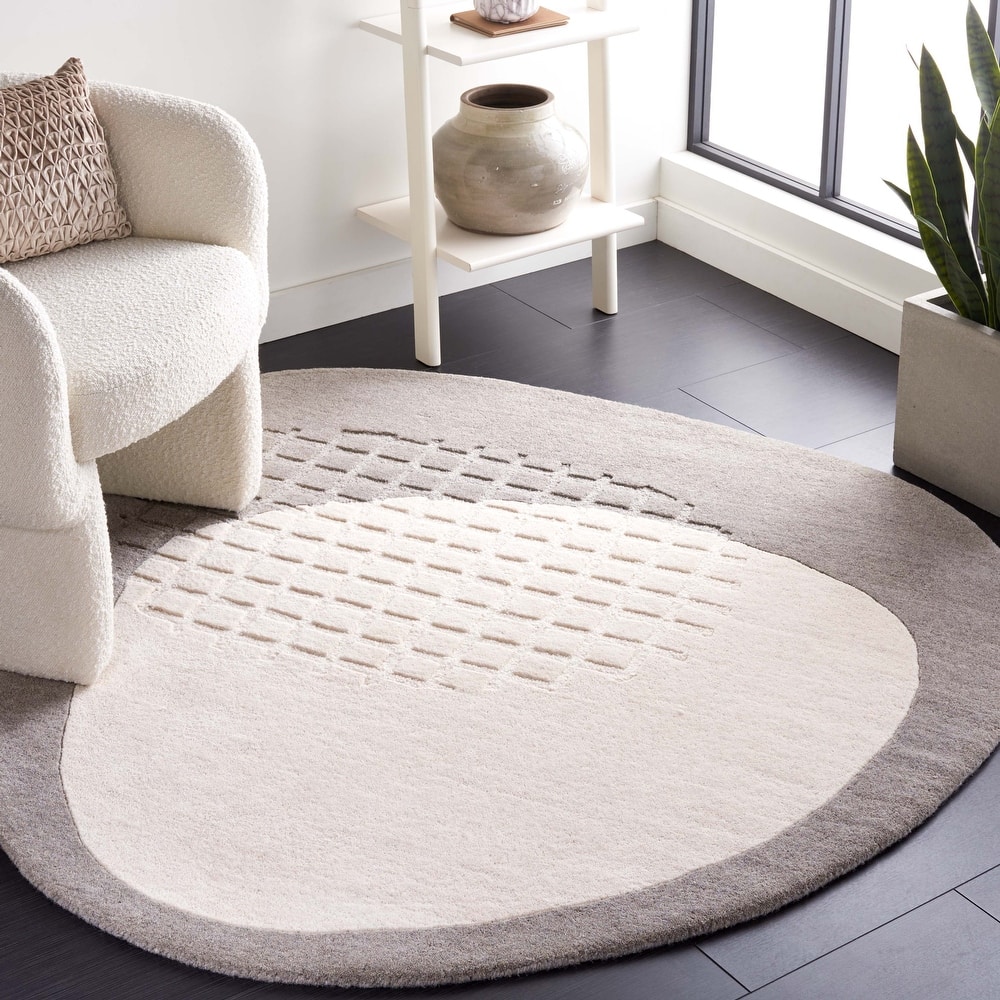 SAFAVIEH Handmade Novelty Ulricke Wool Rug