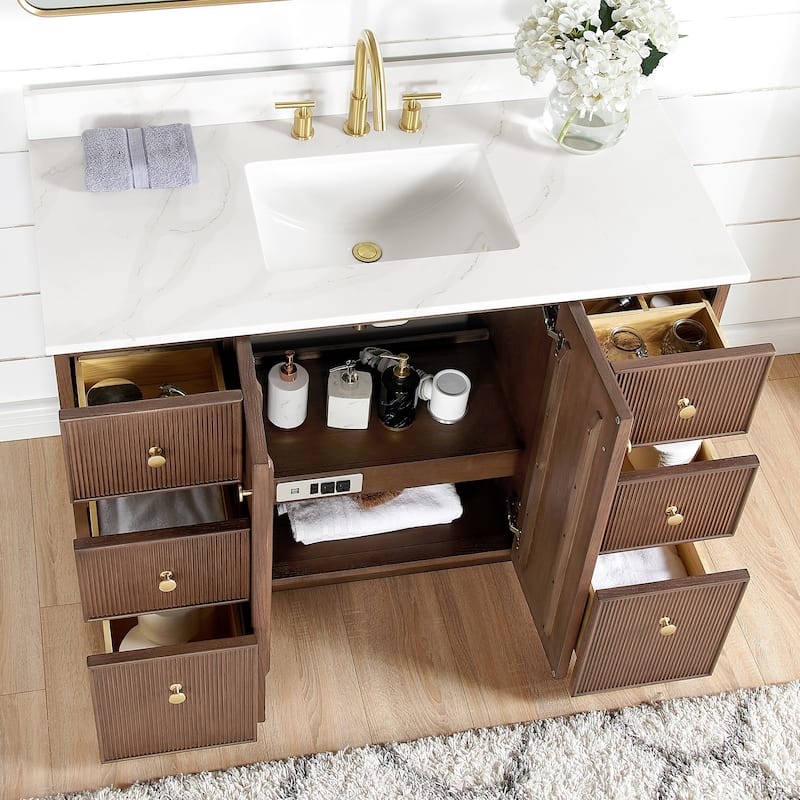 Oza Bath Vanity with Quartz Stone Top and Mirror