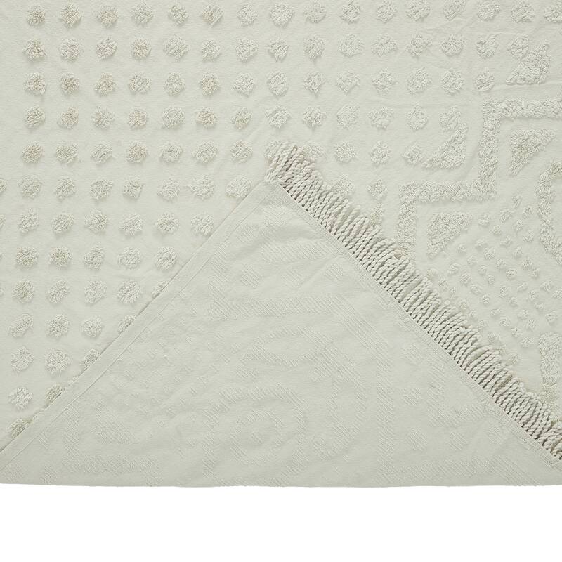 Better Trends Heirloom Collection 100% Cotton Tufted lightweight Medallion Design Machine Washable Bedspread Set