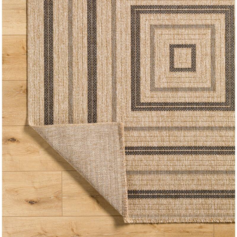 Encore Farmhouse Border Indoor/Outdoor Area Rug
