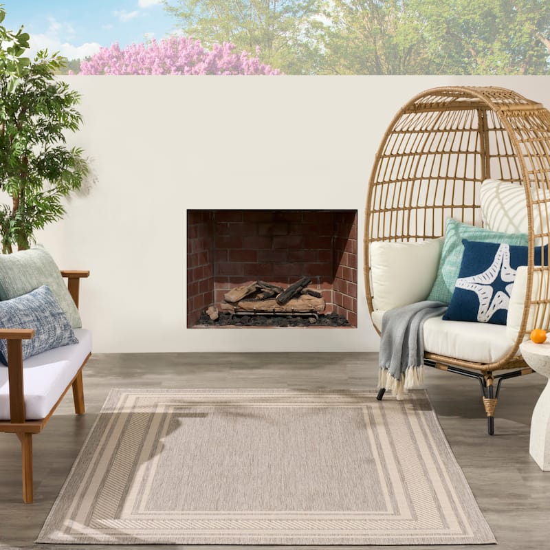 Nourison Horizon Indoor/Outdoor Geometric Area Rug