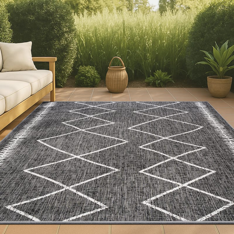 JONATHAN Y Kafel Tribal Diamond Trellis Indoor/Outdoor Area Rug