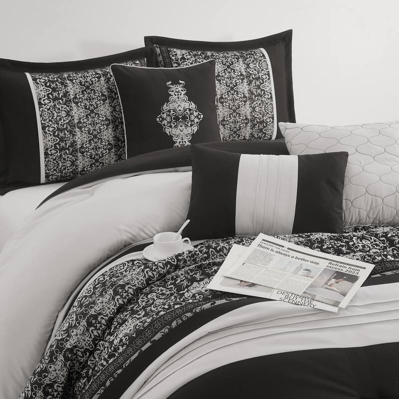 Nanshing Shelly 7 Piece Transitional Comforter Set