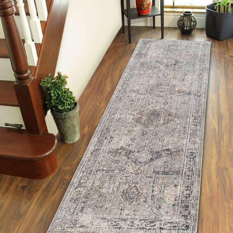 Lanfar Cohaug Polyester Blend Area Rug - 2'6" x 7'10" - Gray