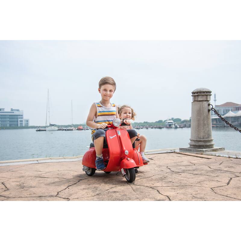 Vespa 6V Ride-On Motorcycle with Sidecar, Stylish Kids Electric Scooter Toy for Siblings, Safe and Fun for Boys and Girls