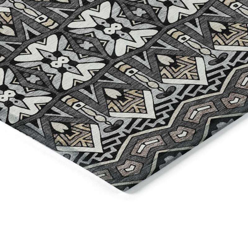 HomeRoots Moroccan Transitional Rectangle Outdoor Rug