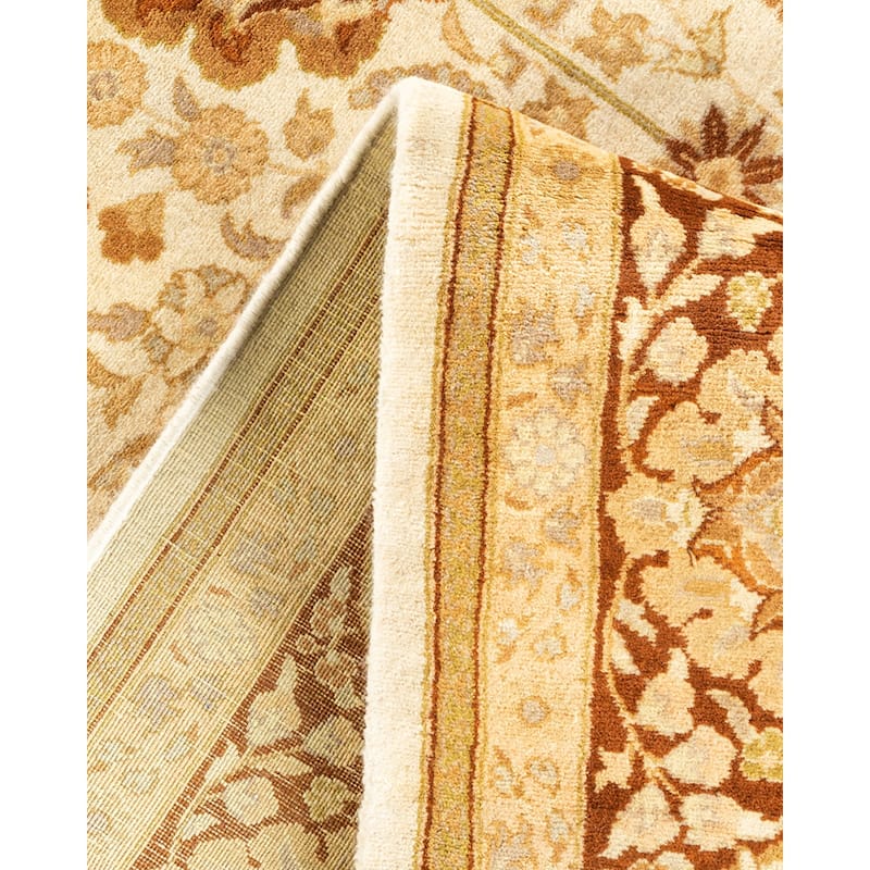 Overton Handknotted Wool Traditional Oriental Ivory Area Rug - 6' x 9'