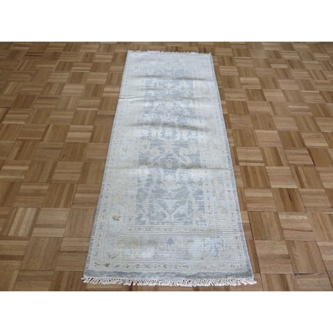 Hand Knotted Gray Oushak with Wool Oriental Rug (2'5" x 6'2") - 2'5" x 6'2"