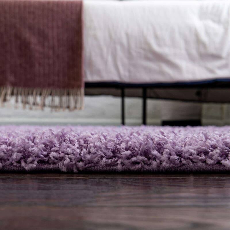 Shag Laurian Collection Area Rug