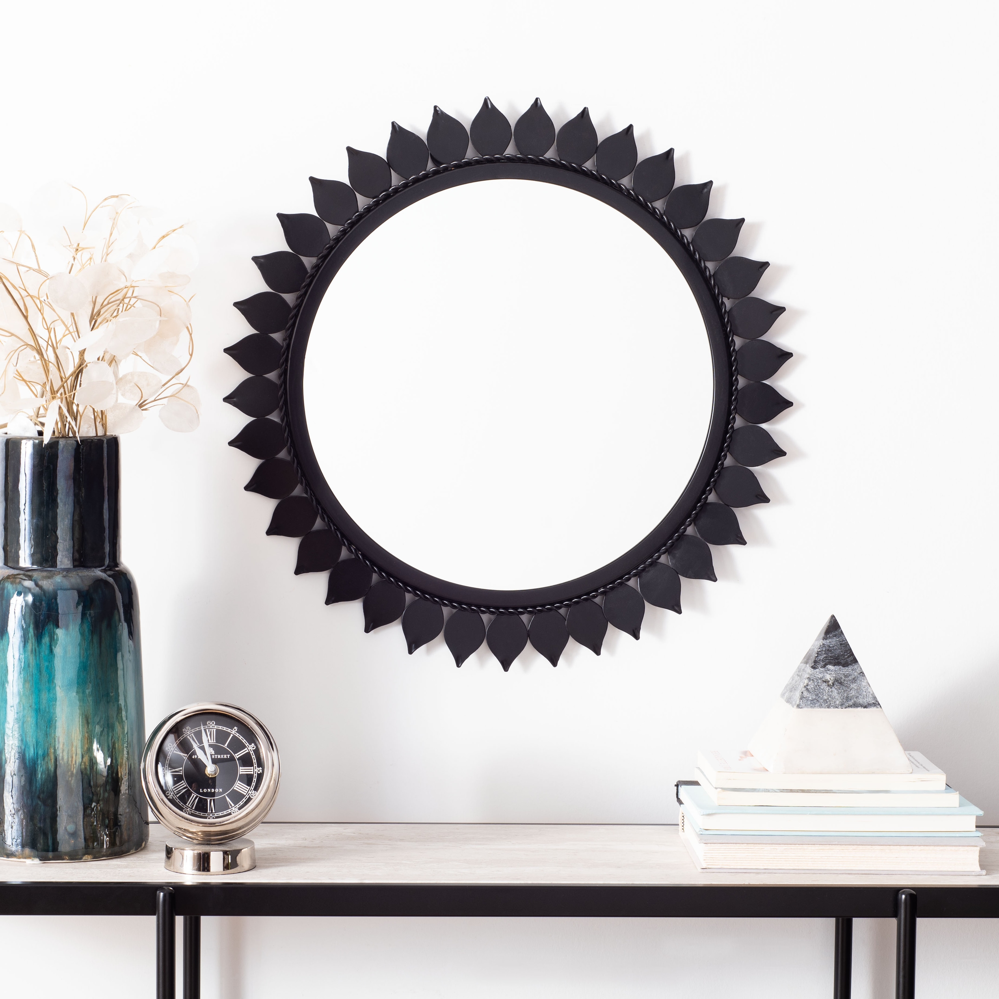 SAFAVIEH Kailee 21-inch Black Round Mirror - 21" W x 1.5" L x 21" H - 21Wx2Dx21H