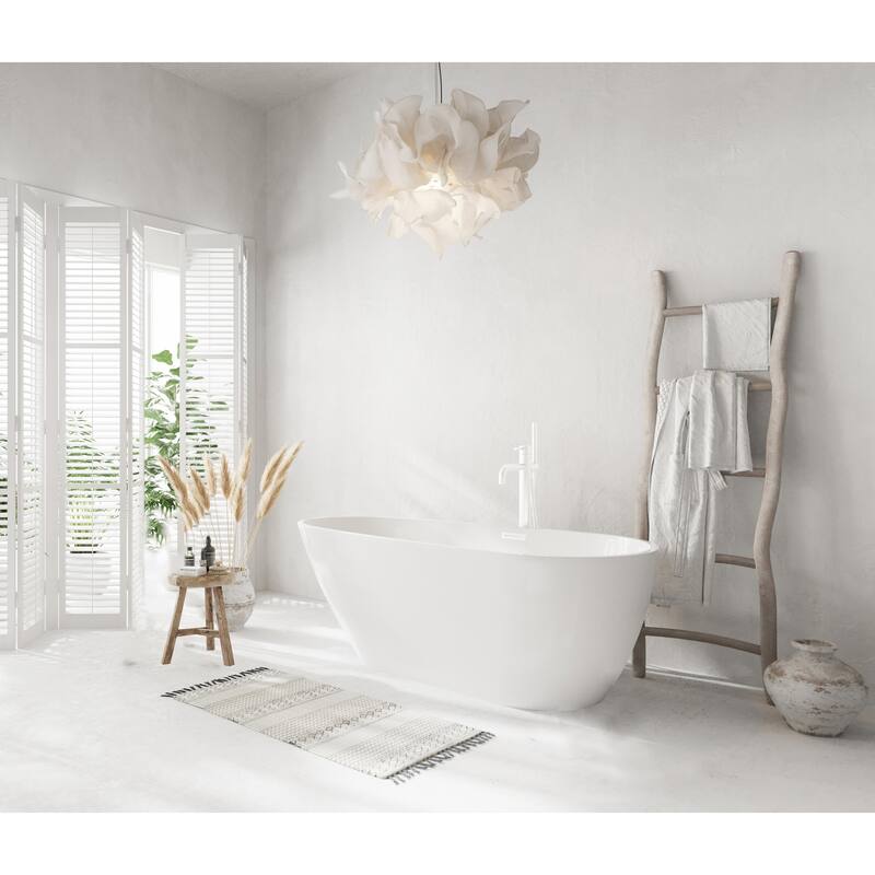 Hillary Bathtub in Glossy White