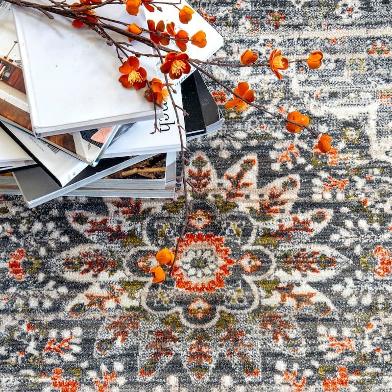 Nuloom Penny Vintage Floral Medallion Area Rug