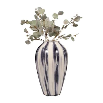 Sagebrook Home's Abstract Pattern Glass Vase