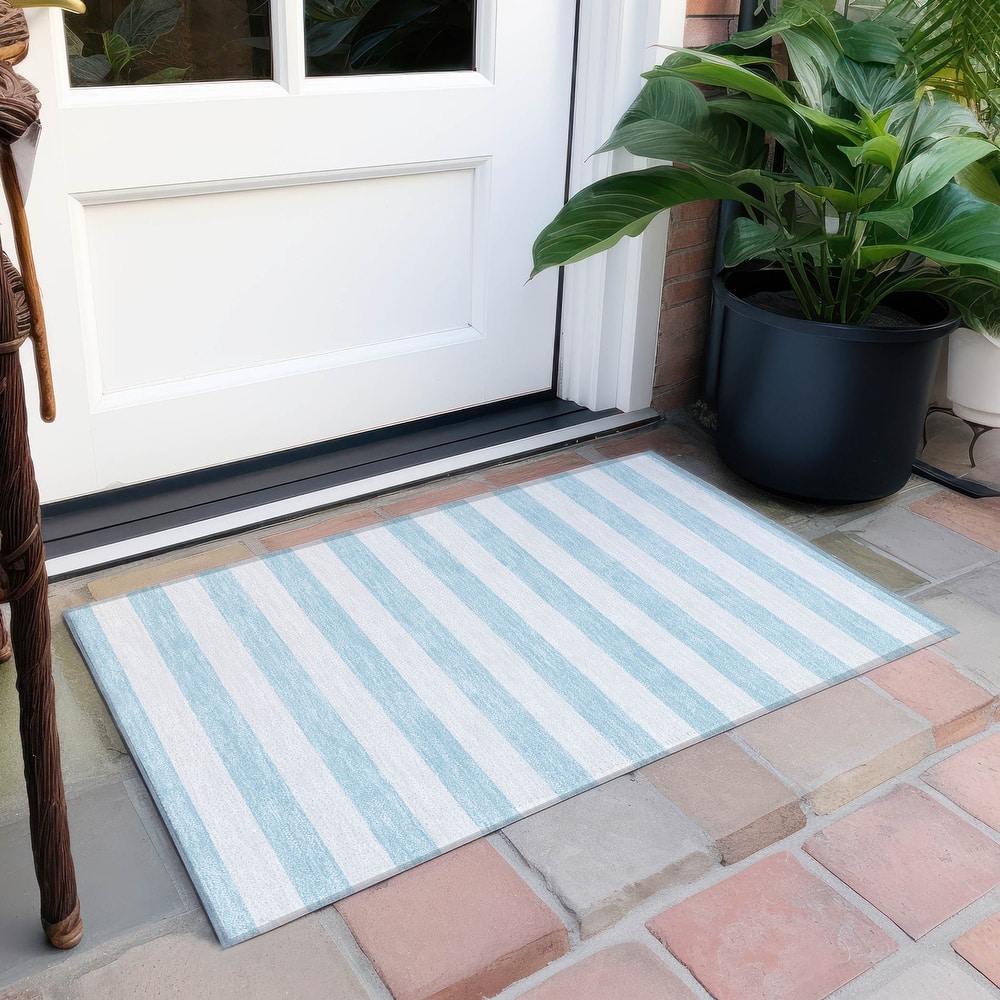 Machine Washable Indoor/ Outdoor Cabana Striped Chantille Rug