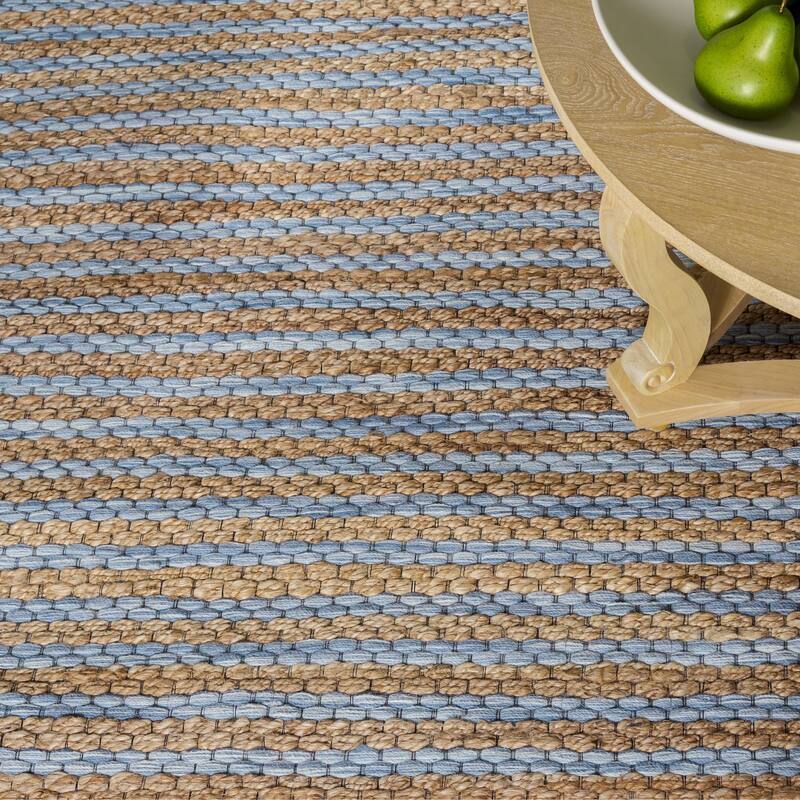 Martha Stewart by SAFAVIEH Handmade Deivi Jute Rug