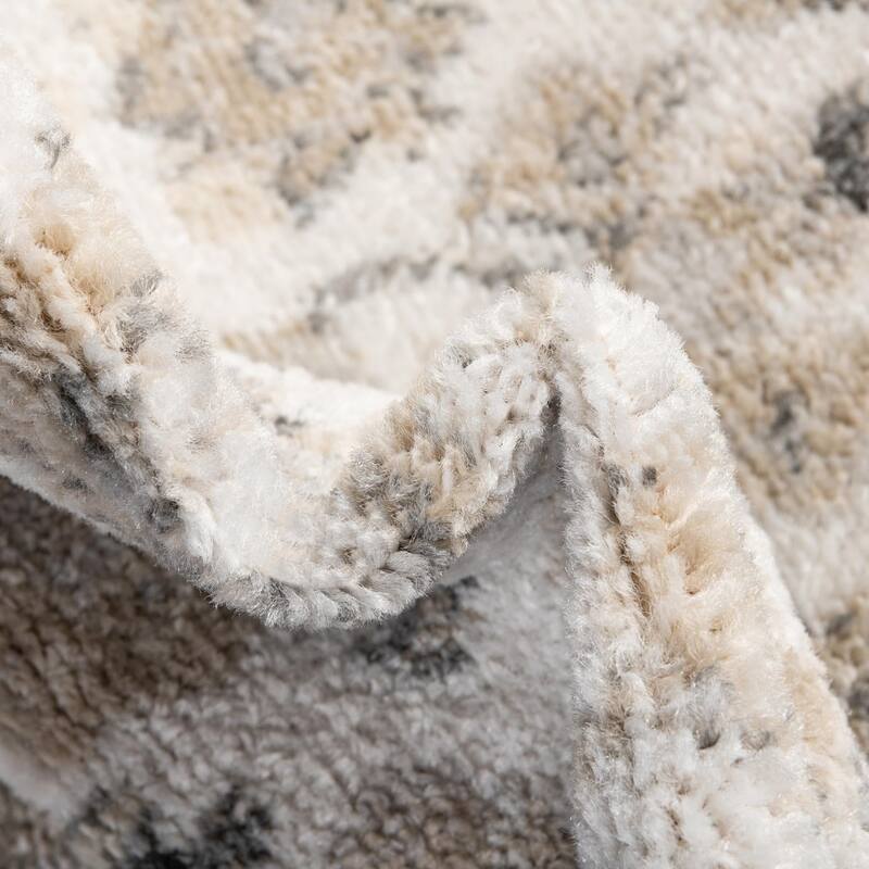 Traditional Taylor Collection Area Rug