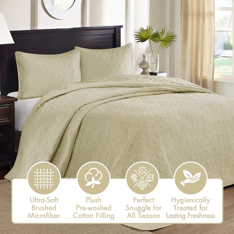Madison Park Mansfield Reversible Oversized 3-piece Solid Texture Bedspread Quilt Set with Matching Shams