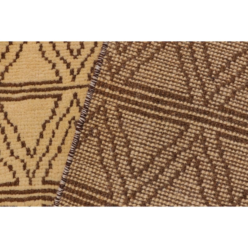 Boho Chic Balochi Morton Beige/Brown Hand Knotted Wool Rug - 4'0'' x 5'10''