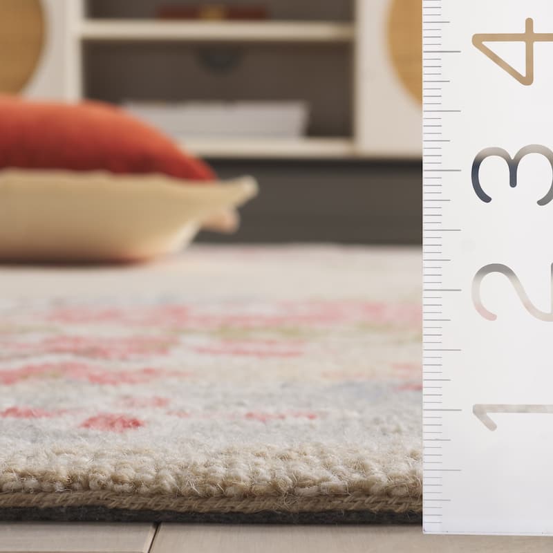 SAFAVIEH Handmade Jardin Pamina Floral Wool Rug