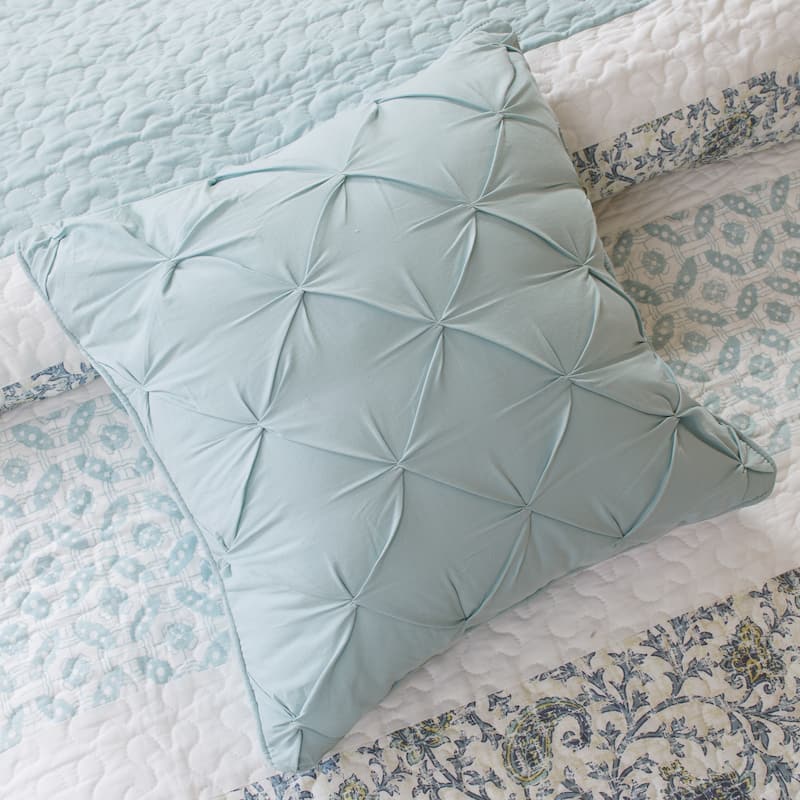 Madison Park Vanessa 6 Piece Cotton Percale Quilt Set with Throw Pillows