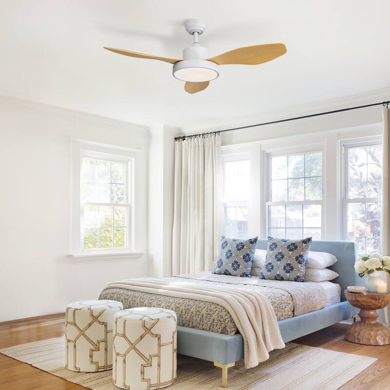 47 Inch Ceiling Fan with 22W LED Light and Remote Control 6 Speeds Reversible DC Motor White for Living Room