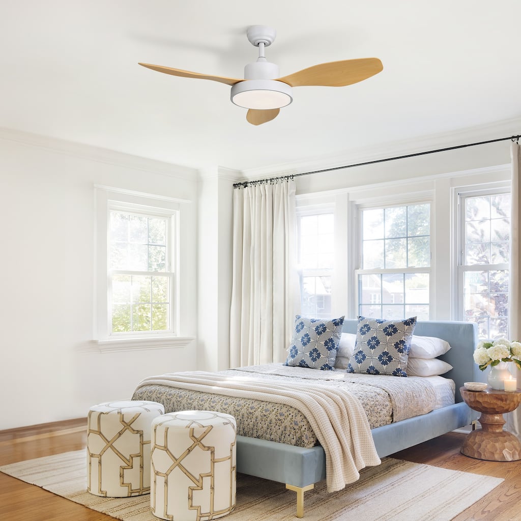 Modern Ceiling Fan Light with 22W LED Light and Remote Control, 6 Speed Reversible DC Motor for Bedroom and Lounge Area