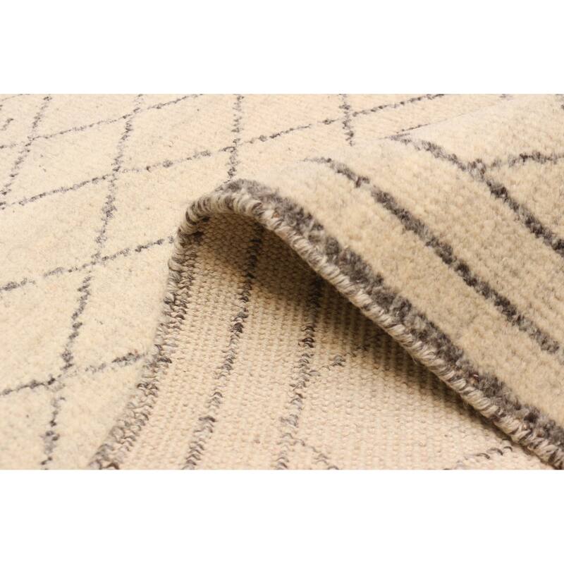 ECARPETGALLERY Hand-knotted Tangier Ivory Wool Rug - 5'6 x 7'11