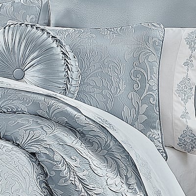 J. Queen New York Malita Comforter Set