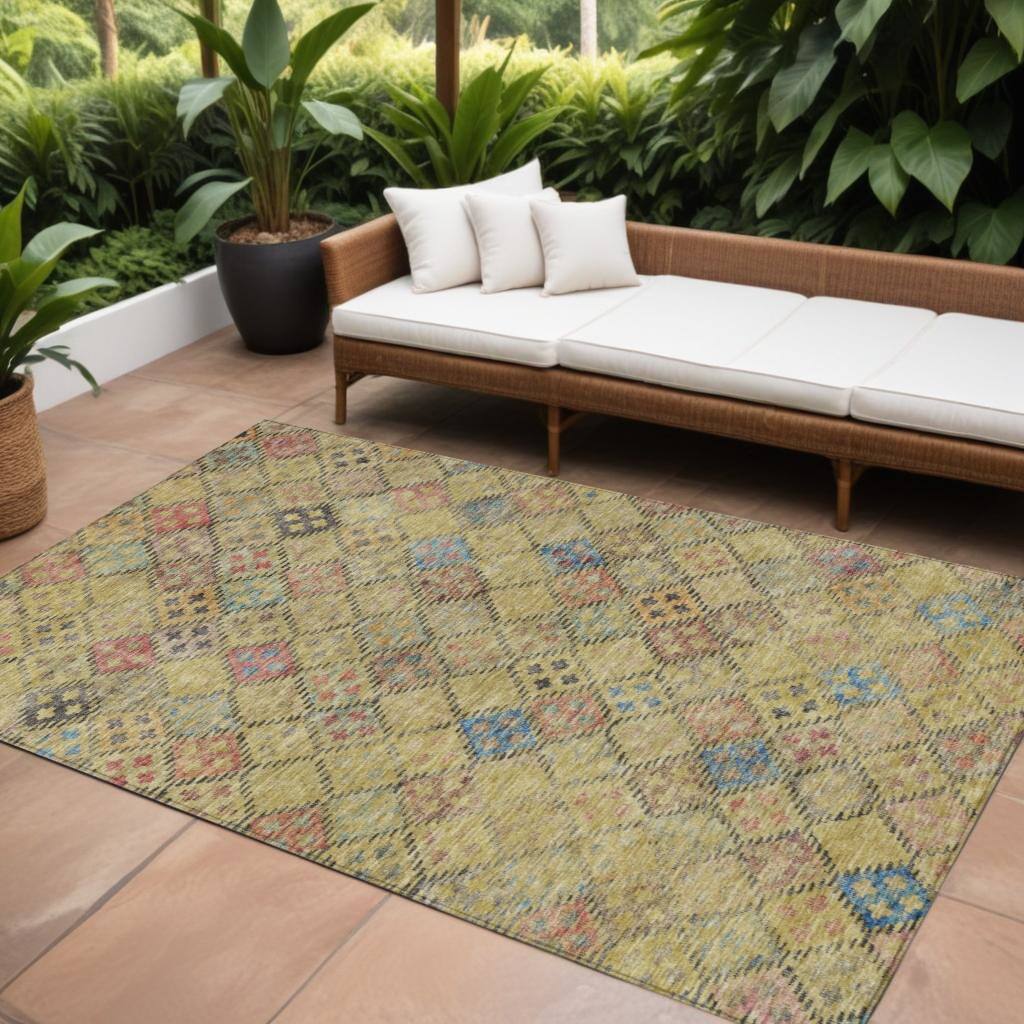 HomeRoots Geometric Transitional Rectangle Outdoor Rug