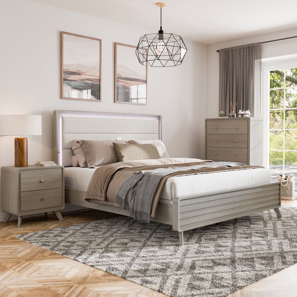 Furniture of America Thaila Modern 3-Piece Grey Wood Upholstered Panel Bedroom Set with LED on Headboard