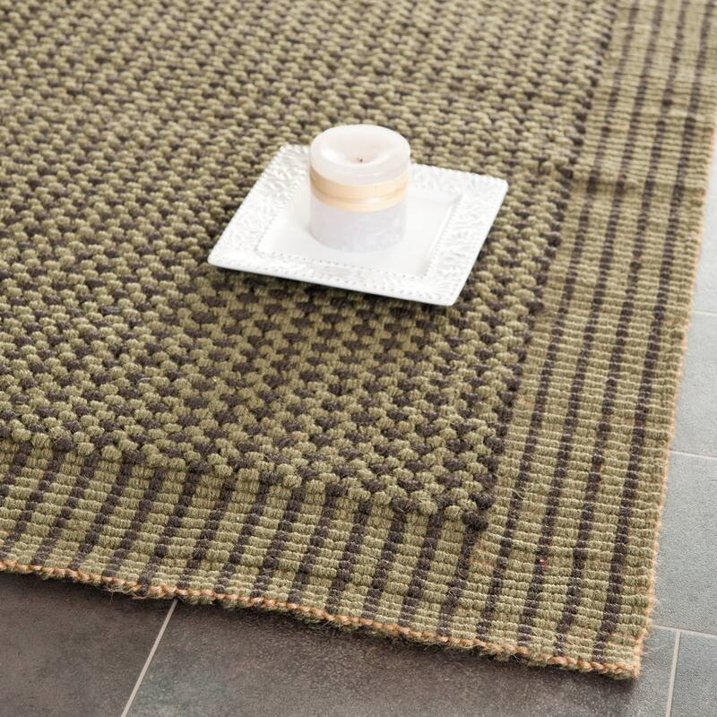 SAFAVIEH Handmade Natural Fiber Izabelle Jute Rug