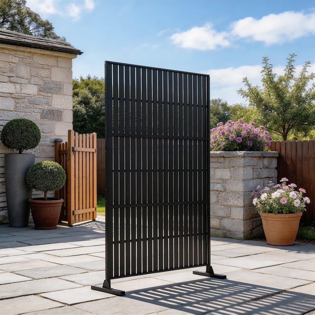 Freestanding Metal Outdoor Privacy Screen Decorative Panel