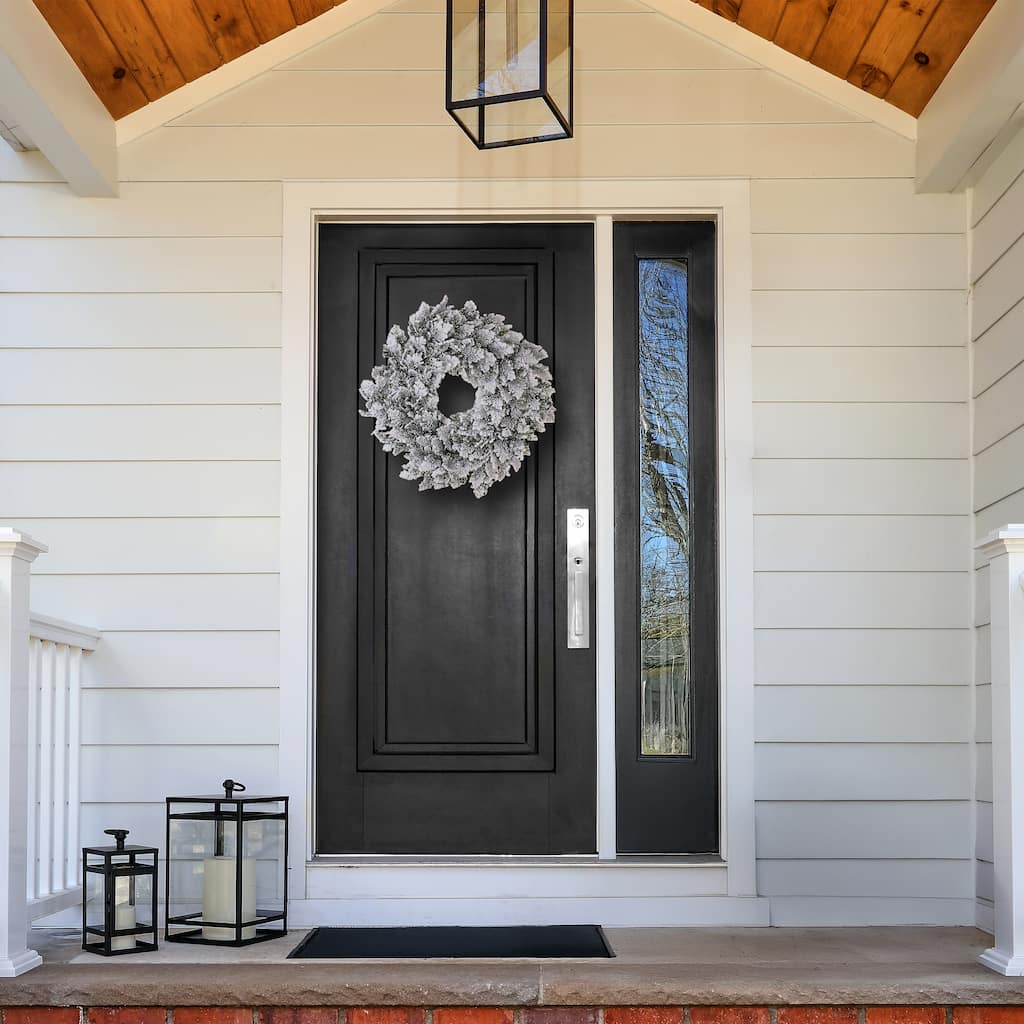 28" Snowy Acadia Cedar Wreath