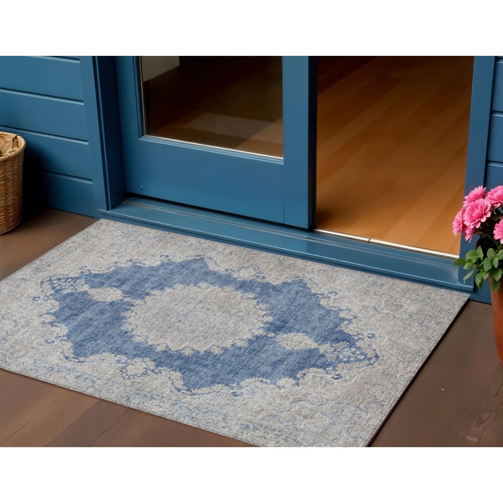 HomeRoots Oriental Traditional Rectangle Outdoor Rug