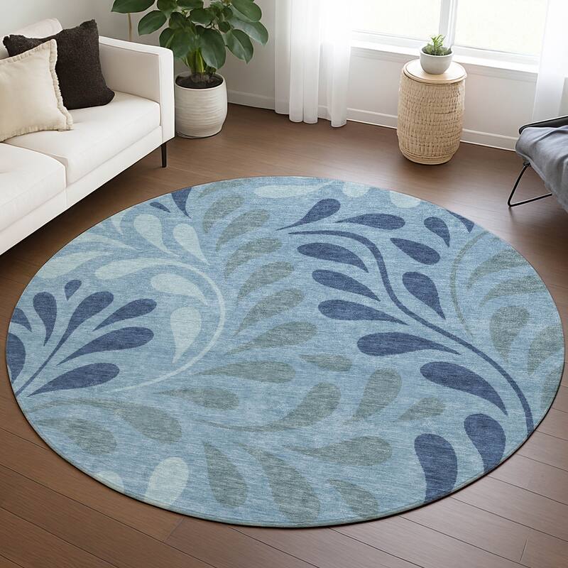 Machine Washable Indoor/ Outdoor Floral Arabesque Chantille Rug