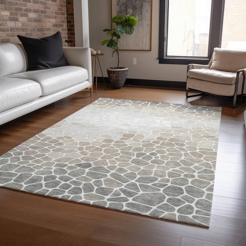 Machine Washable Indoor/Outdoor Contemporary Ombre Chantille Rug